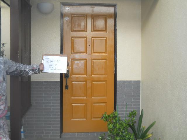 20130109Ｍ様邸⑪玄関ドア施工完了です。