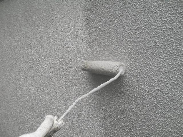 20140515Ｍ様邸⑥外壁中塗り施工中